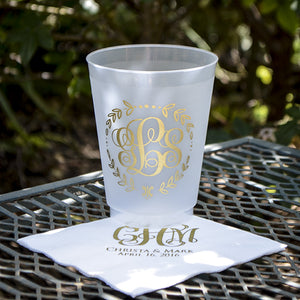 Personalized Wreath Border Monogram Shatterproof Party Cups